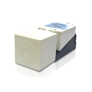 Datasensor IS-40-Y5-S3 Inductive Proximity Sensor 40x40mm Square PNP 30mm Range - Datalogic | Industrypapa